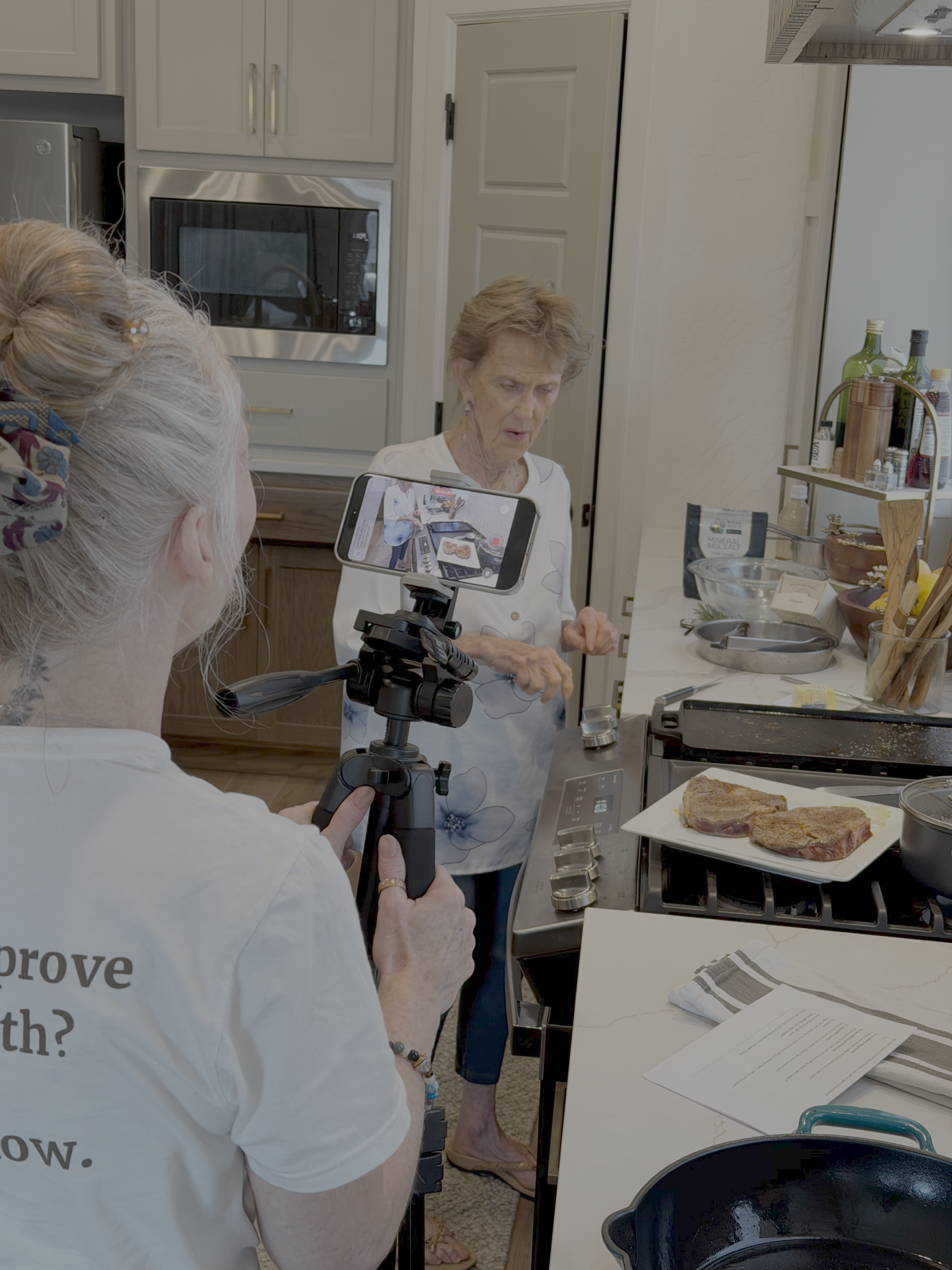 Jayne from BF Farms preparing ribeye steaks during the Truth in Health cooking episode
